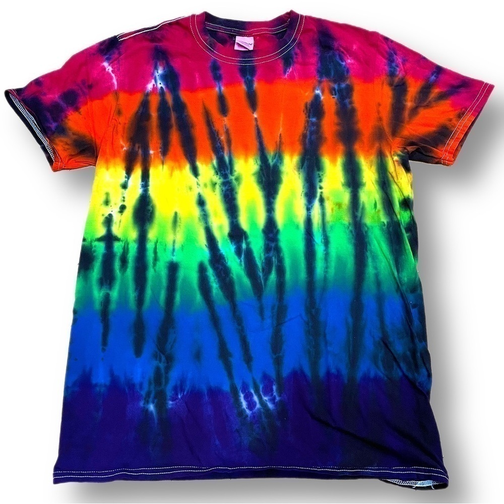 tie dye tshirt pride flag rainbow with black stripes unisex M LGBTQIA+ artist